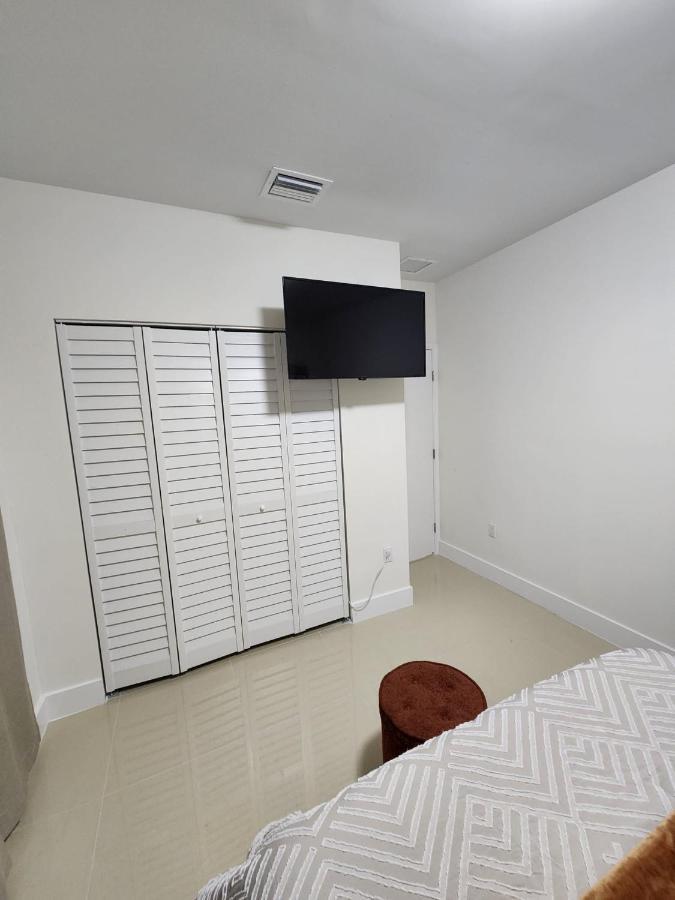 The 305 Villa Miami Exterior photo
